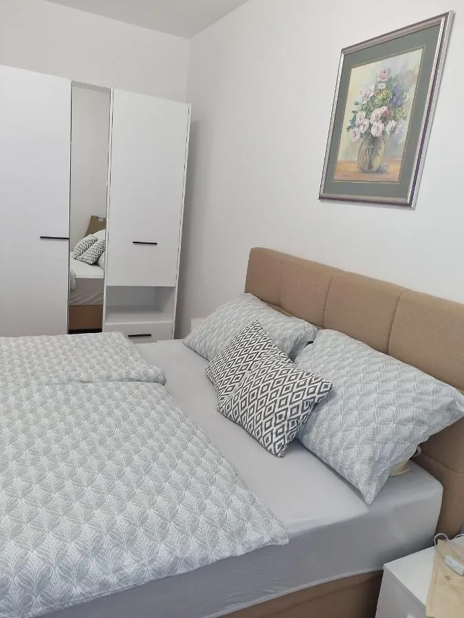 Apartment Apartmani Horvat - Umag