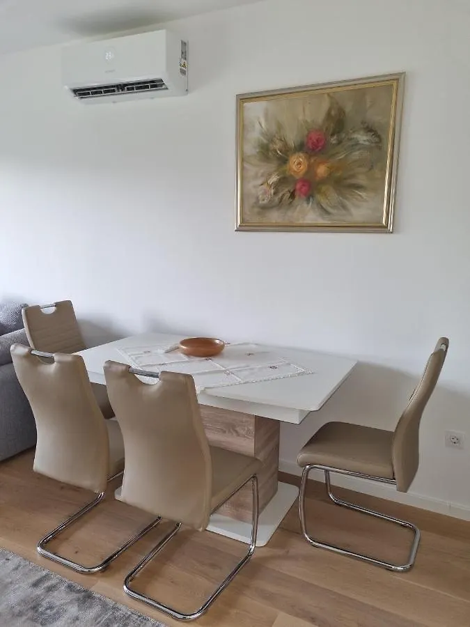 Apartment Apartmani Horvat - Umag Croatia